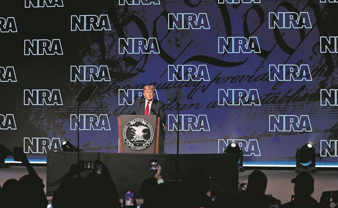 El expresidente de EU, Donald Trump, durante la convención anual de la NRA en Houston