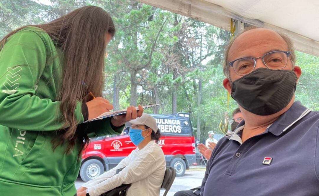 “Agradezco el trato atento y expedito del personal en el Campo Marte”, externó el expresidente. Foto: Twitter @FelopeCalderon