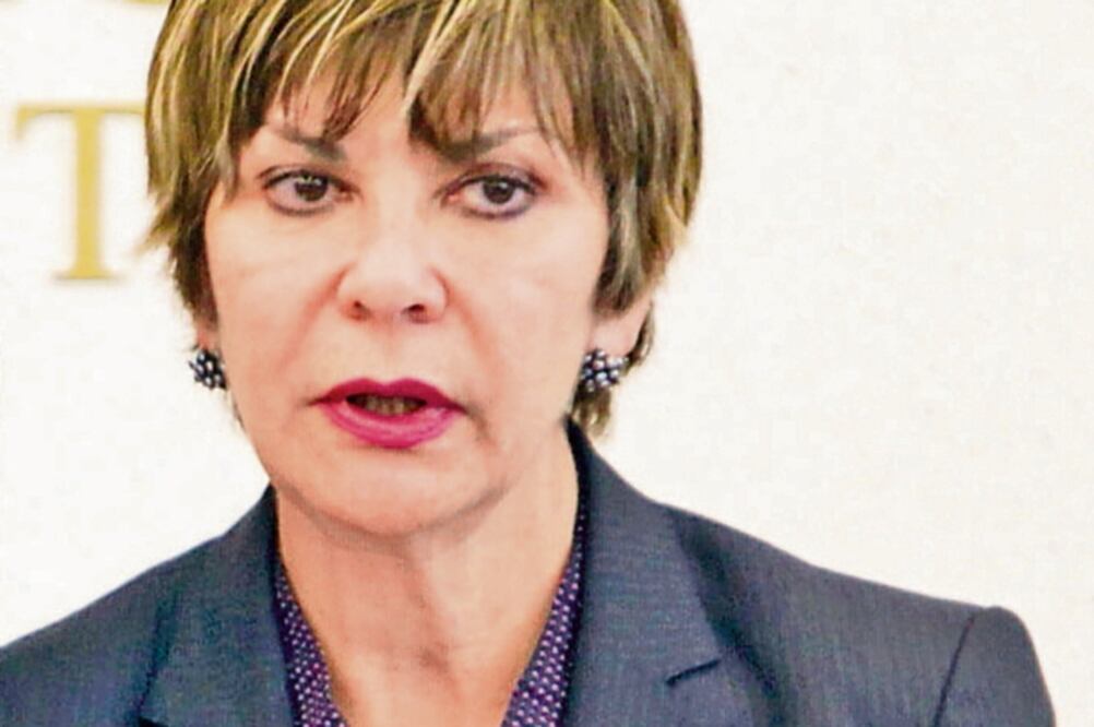 Angélica de la Peña dijo que se debe luchar para que las mujeres ocupen más espacios de toma de decisión (Archivo. EL UNIVERSAL)