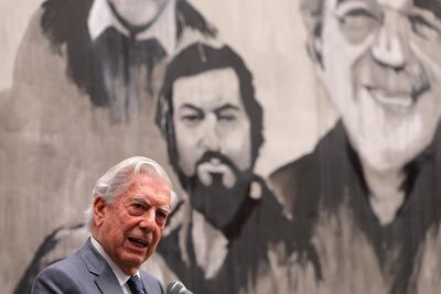 Vargas Llosa, último superviviente del boom latinoamericano conquista la lengua francófona