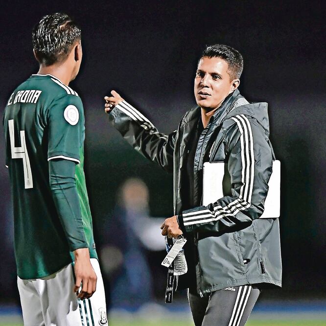 El timonel de los juveniles quiere aportar para la conformación del nuevo Tricolor. IMAGO7