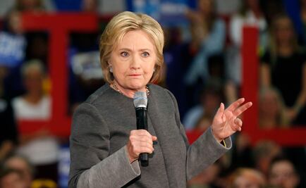 Trump "pone a ladrar" a Hillary