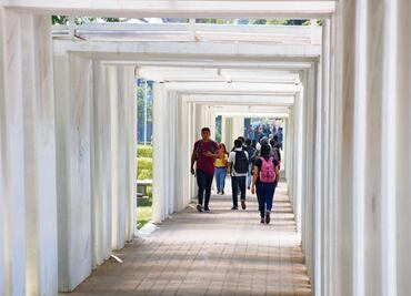 ¿Cómo afecta el mal uso de recursos públicos en universidades estatales?