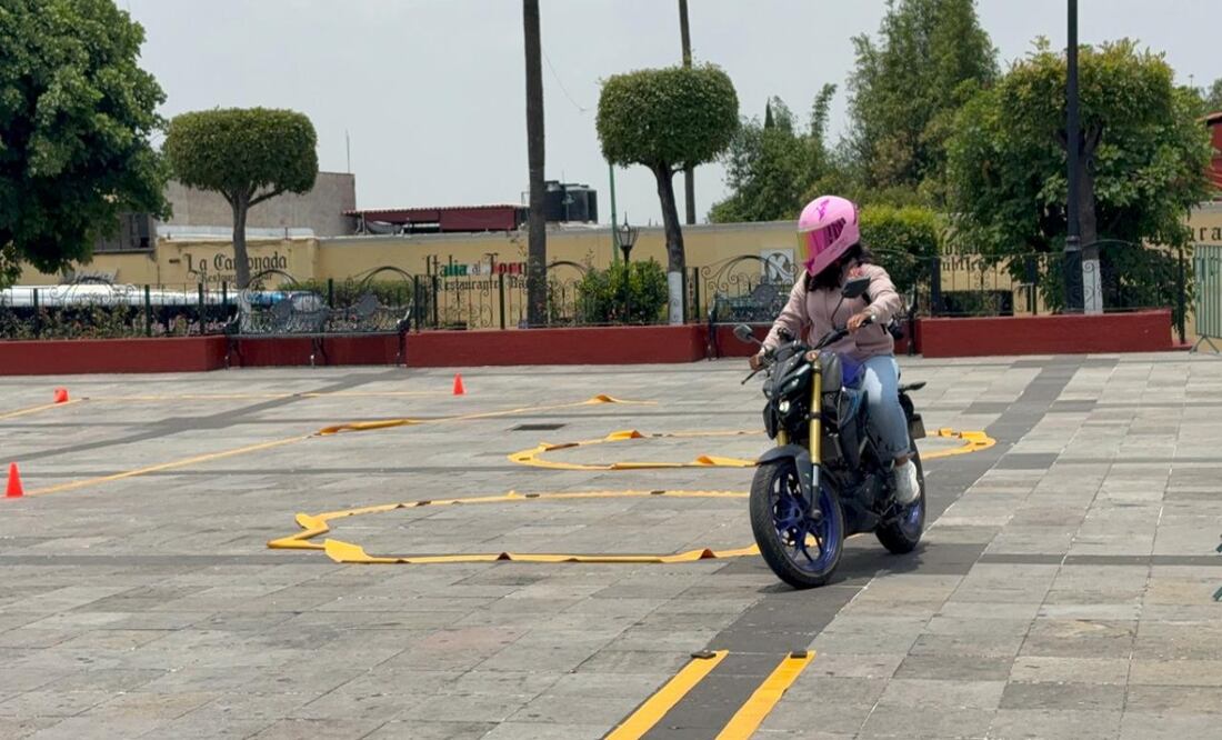 Edomex refuerza normas para motociclistas; cascos caducados y falta de equipo serán sancionados. Foto: Arturo Contreras