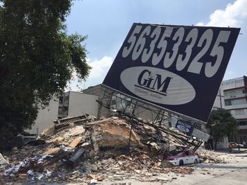 Tras sismo, se reportan derrumbes en la CDMX y en Cuernavaca, Morelos
