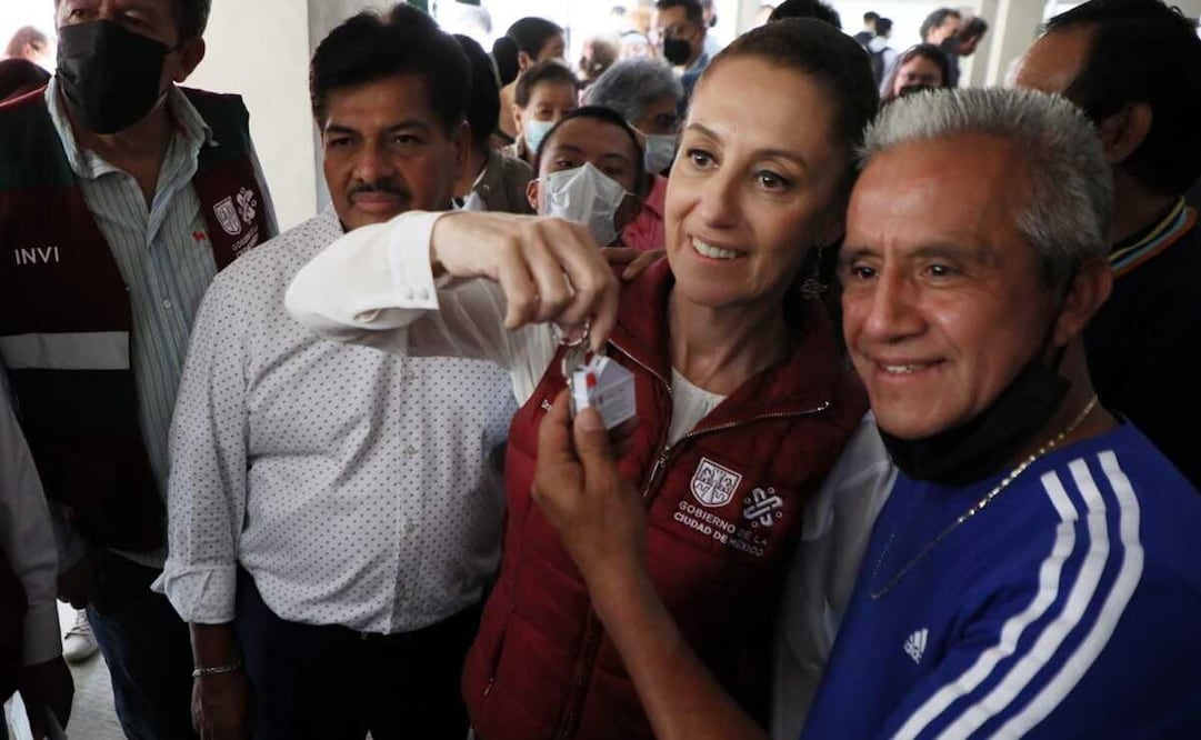 La mandataria capitalina acudió este sábado a General López de Santa Anna no. 45, Martín Carrera, en la Alcaldía Gustavo A. Madero. Foto: Especial