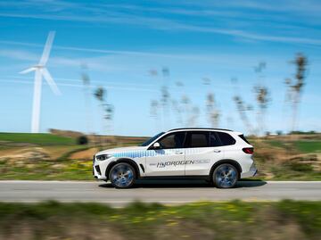 Ni gasolina ni electricidad: BMW apuesta por el hidrógeno