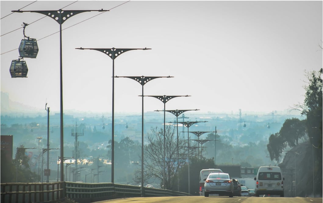 Contaminación en el primer día del año en el Valle de México. Foto: Luis Camacho/EL UNIVERSAL
