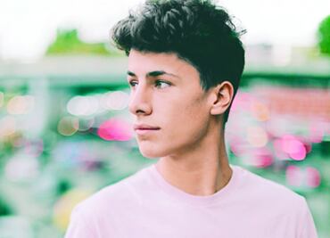 Juanpa Zurita cae en la tentación