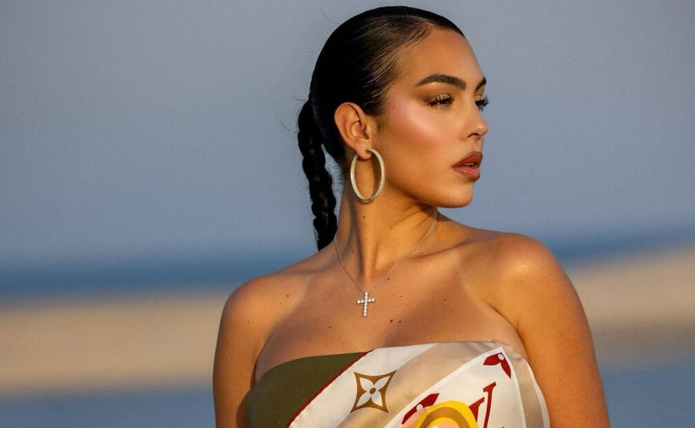 Instagram @georginagio