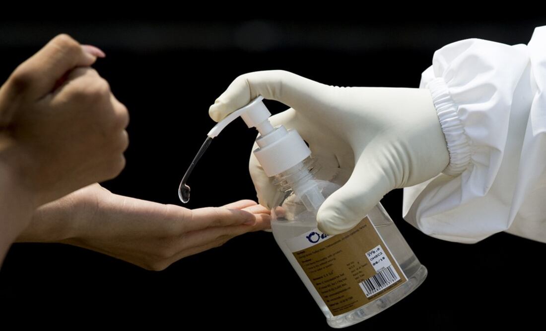 In June, the U.S. Food and Drug Administration (FDA) issued a warning against a Mexican-made hand sanitizer - Photo: Narendra Shrestha/EFE