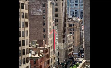 Llama a policía por presunto suicidio de una mujer; resulta ser una sombrilla