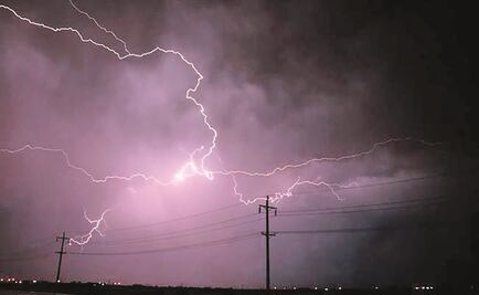 Muere jornalero tras caerle cerca un rayo durante tormenta en Sinaloa