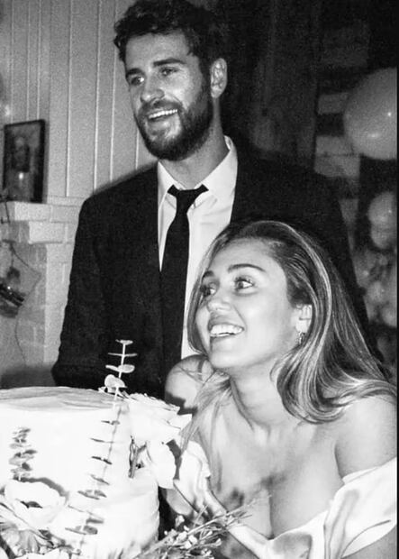 ¿Miley Cyrus homenajeó al portero "Dibu" Martínez? La historia detrás de la foto viral