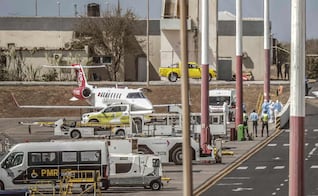 Avión con casos sospechosos de hantavirus hizo escala en Canarias; repara "burbuja de aislamiento" de uno de los pacientes