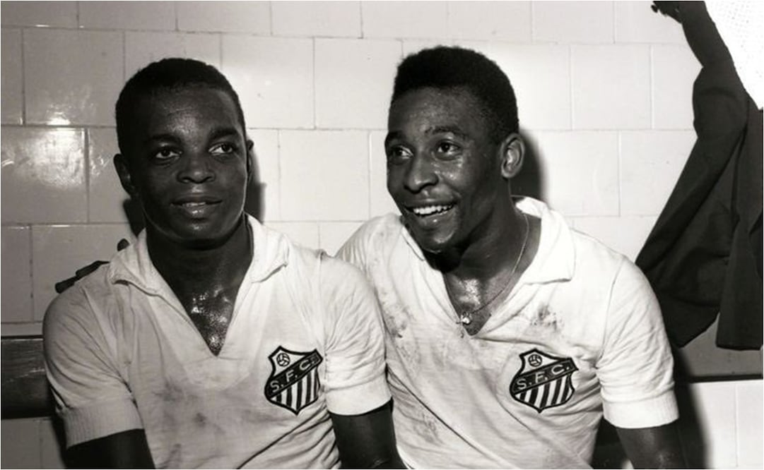 FOTO: ESPECIAL - Leyenda del futbol brasileño muere a los 83 años; fue compañero de Pelé y jugó en México