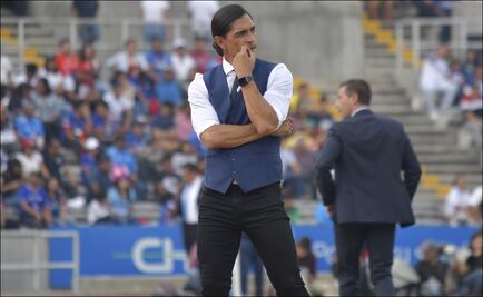 Palencia deja en duda su continuidad con Lobos BUAP