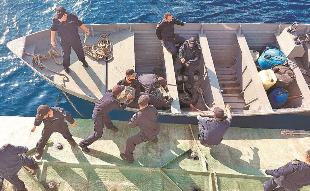 Los semisumergibles pueden navegar a 15 nudos y su tripulación es de tres a cuatro personas. Foto: ESPECIAL