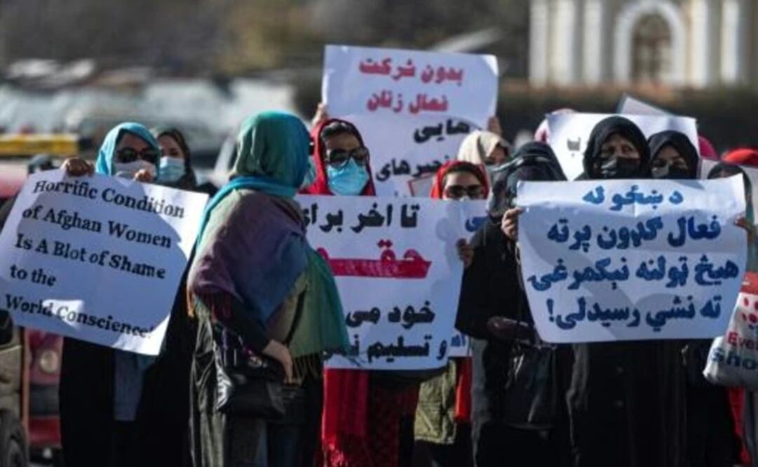 Manifestación de mujeres en Kabul, la capital de Afganistán. Foto: AFP