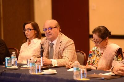 Graco Ramírez se compromete a gestionar recursos para cultura