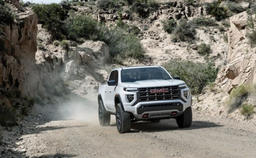 GMC Canyon 2023, una lujosa todo todoterreno con 310 hp de potencia