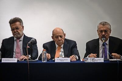 Tesis de Esquivel es original y no un plagio: abogados