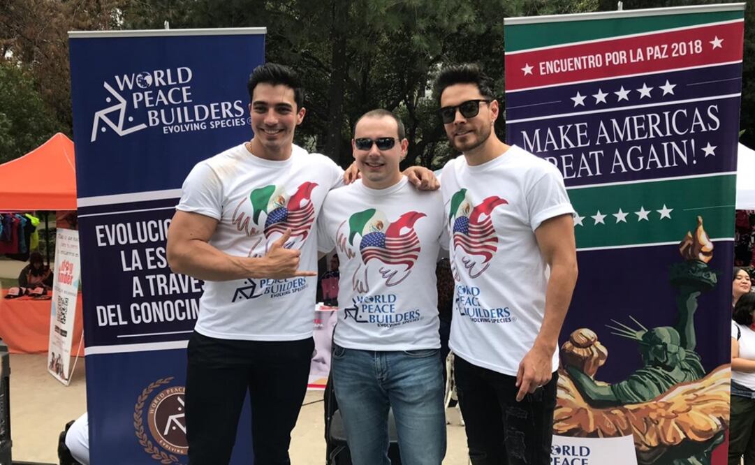 El campeón mundial de Fitness, Rodrigo Romeh; el presidente de WPB, Mauricio Forzán y el cantante Juan Solo (Foto: cortesía de World Peace Builders)