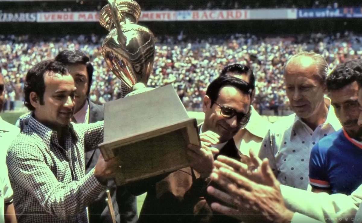 RT @Univ_espect: Documental del Cruz Azul, 