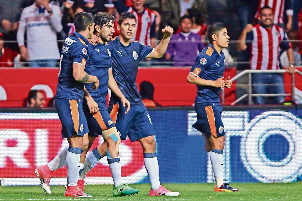 El chiverío mejora notoria mente con su tridente (ELOISA SÁNCHEZ. IMAGO7)