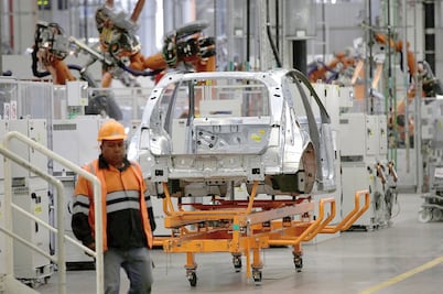 Se capta más IED de otros países, asegura Economía