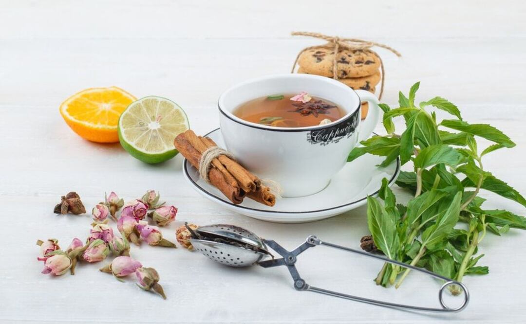 Es vital reconocer cuándo buscar ayuda médica, ante un cuadro de tos. Fuente: Freepik.