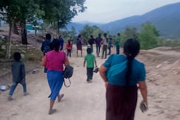 Llega misión civil a pueblos atacados por "Los Ardillos" en Guerrero; denuncian que autoridades les negaron seguridad