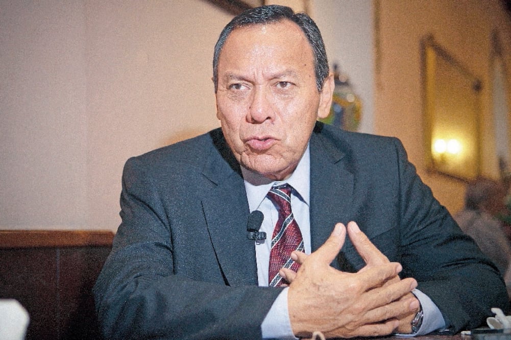 El presidente de la Cámara de Diputados, Jesús Zambrano, se inclina por llevar a cabo un debate más amplio, en el que se realice una consulta ciudadana sobre PensionISSSTE (ARCHIVO. EL UNIVERSAL)