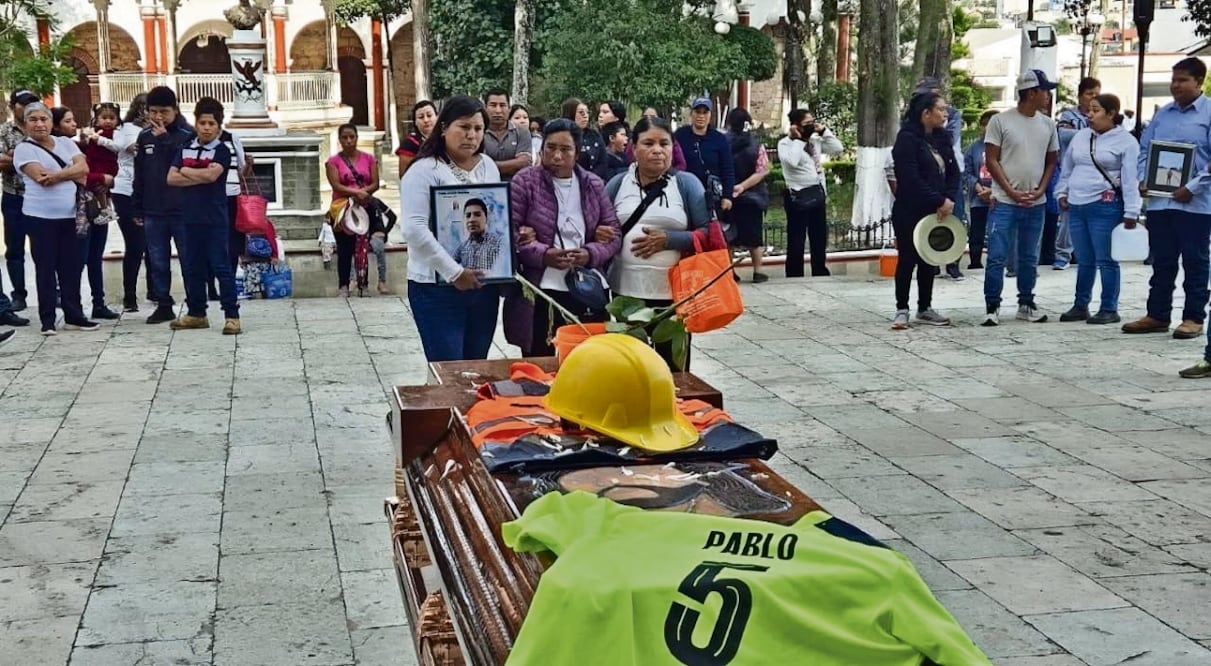 Familiares, amigos y activistas despidieron al ingeniero Pablo Osorio, quien desapareció el pasado 23 de enero en La Concordia, Sinaloa. Foto: Especial