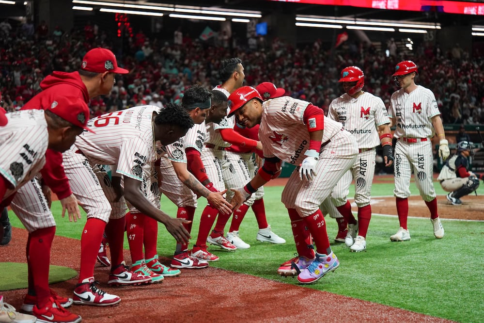 Diablos Rojos del México en el segundo juego de la Serie del Rey, ante los Sultanes de Monterrey - Foto: Imago7