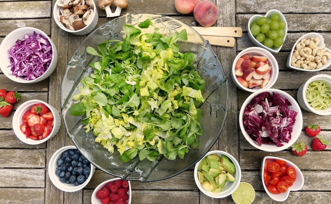 Estos alimentos son bajos en calorías pero aportan a tu cuerpo muchos nutrientes. Foto: Pixabay