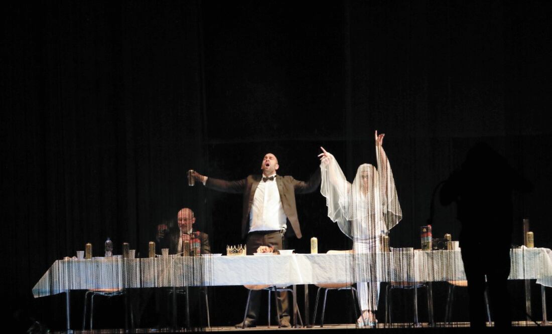 Ayer por la noche hubo un ensayo general de Hamlet con la versión de Ostermeier, la cual lleva más de 10 años llenando teatros alrededor de todo el mundo. Foto: IVÁN STEPHENS. EL UNIVERSAL