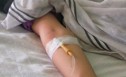 Piden ayuda para Britany, menor baleada durante asalto en Ecatepec