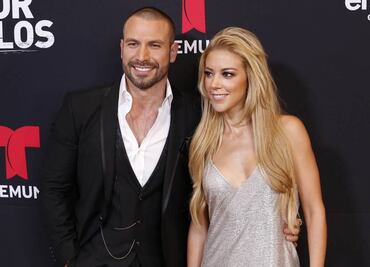 La química entre Rafael Amaya y Fernanda Castillo como Aurelio Casillas y Mónica Robles en "El señor de los cielos"