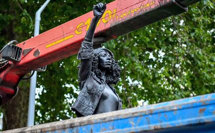 Retiran estatua de manifestante de “Black Lives Matter” en Reino Unido