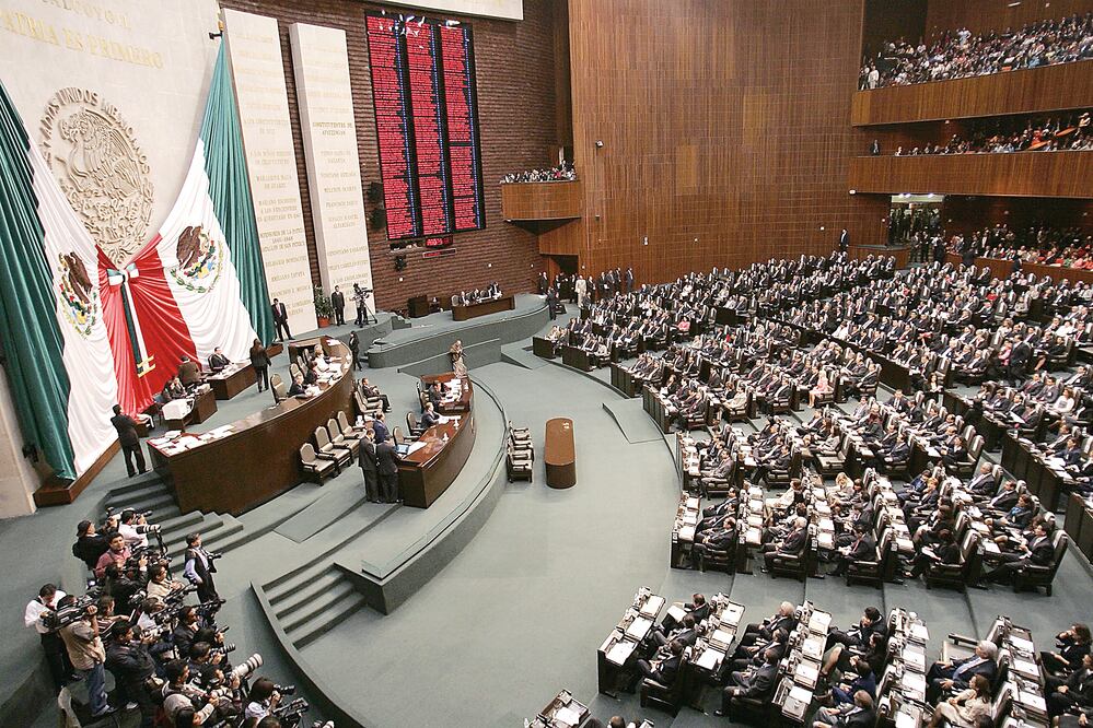 La inciativa fue avalada por los diputados con 325 votos a favor, uno en contra y 34 abstenciones (ARCHIVO EL UNIVERSAL)