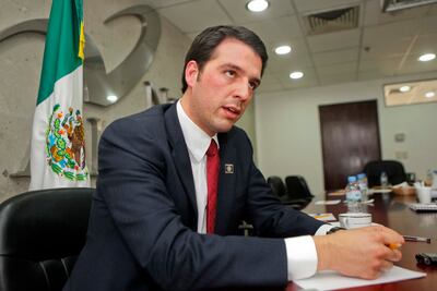 Los Ángeles Azules dan "precio amigo" al PAN