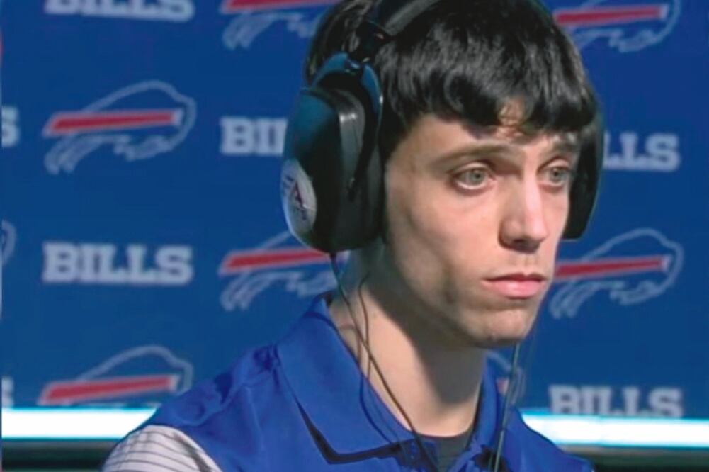 Autoridades de Jacksonville, Florida, confirmaron que David Katz mató a dos personas y dejó nueve heridos el domingo, en el torneo Madden NFL 19. FOTO: TOMADA DE VIDEO