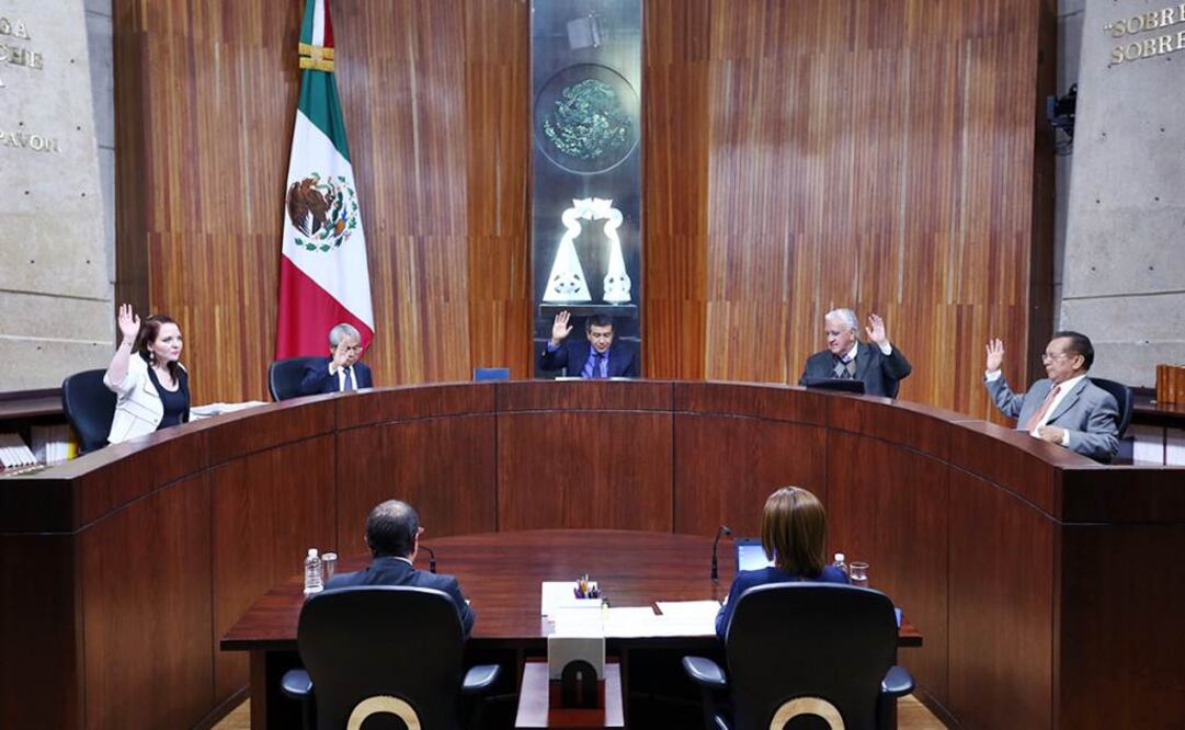 De acuerdo con lo dictaminado por el Tribunal Electoral, los aspirantes independientes podrán tener un financiamiento total de 296 mil 280 pesos. (Foto: Archivo / EL UNIVERSAL)