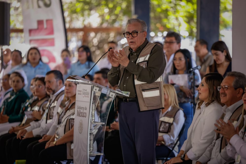El gobernador de Sinaloa, Rubén Rocha Moya, puso en marcha el programa "Vive Saludable, Vive Feliz" en las escuelas públicas del estado. (Foto: especial)