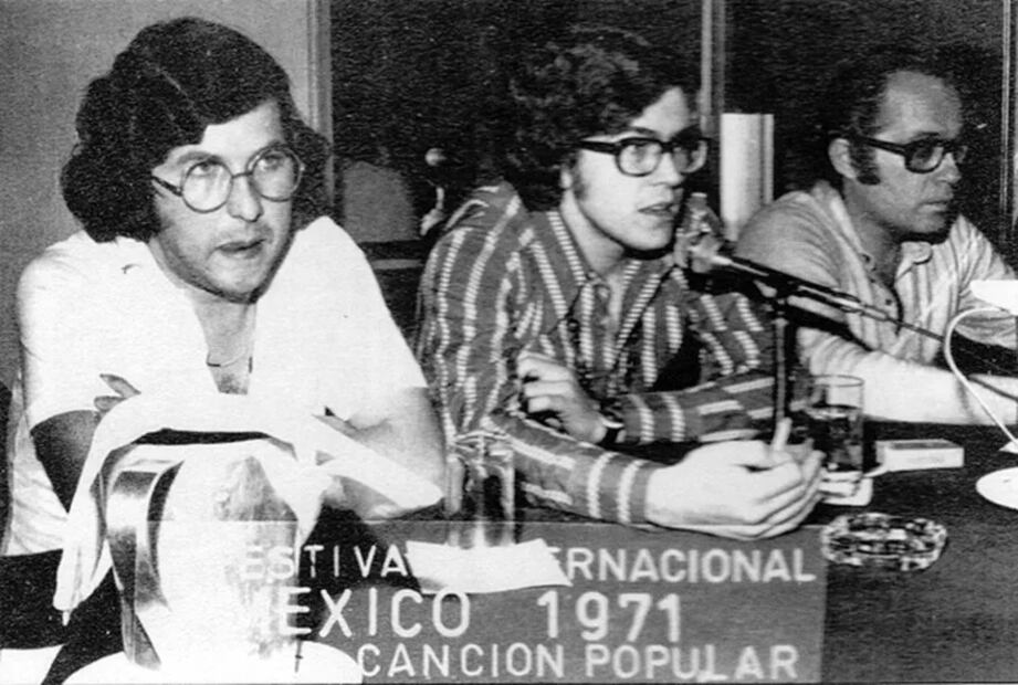 Tcherkaski (izquierda), Piero (Centro) durante una conferencia de prensa en el Festival de México