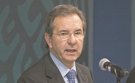 Hay “conversaciones estratégicas” con equipo de Trump, afirma Esteban Moctezuma; presume acudir a investidura