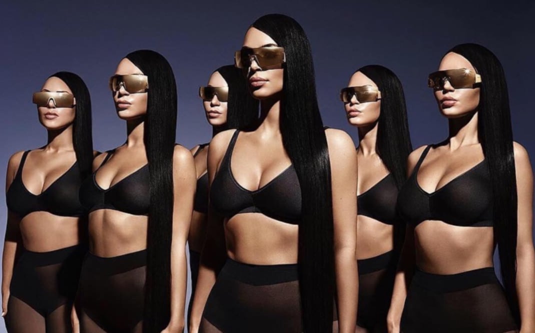 La socialité repitió su característico look con medias transparentes. Foto: Instagram