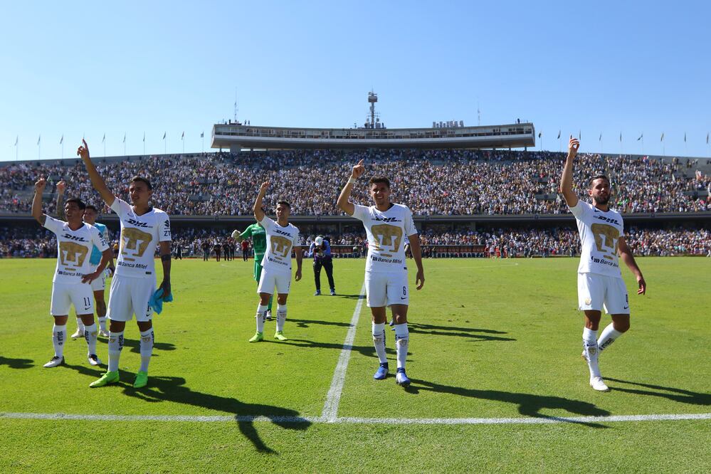 Pumas celebra la victoria ante Tigres / El Universal