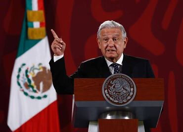 Acusa AMLO a adversarios de comprar equipo millonario para espiar